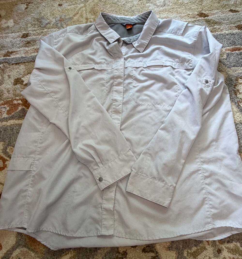 Eddie Bauer Women's XL Gray Long Sleeve Button-Up Hiking Fishing Shirt